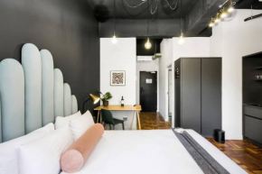 BlackBrick Foreshore Cape Town- Standard